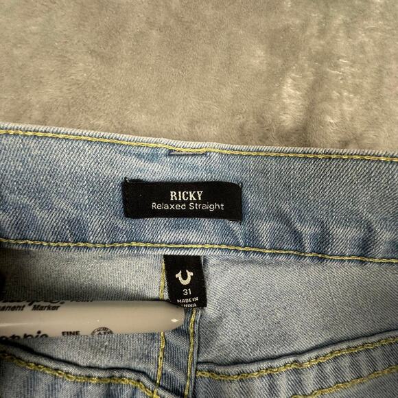 Distressed True Religion Ricky Relaxed Straight Fit Light Wash Blue Jeans 31 - Picture 3 of 7